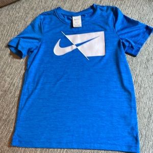 Boys youth M Nike Dri-Fit short sleeve shirt. Like New